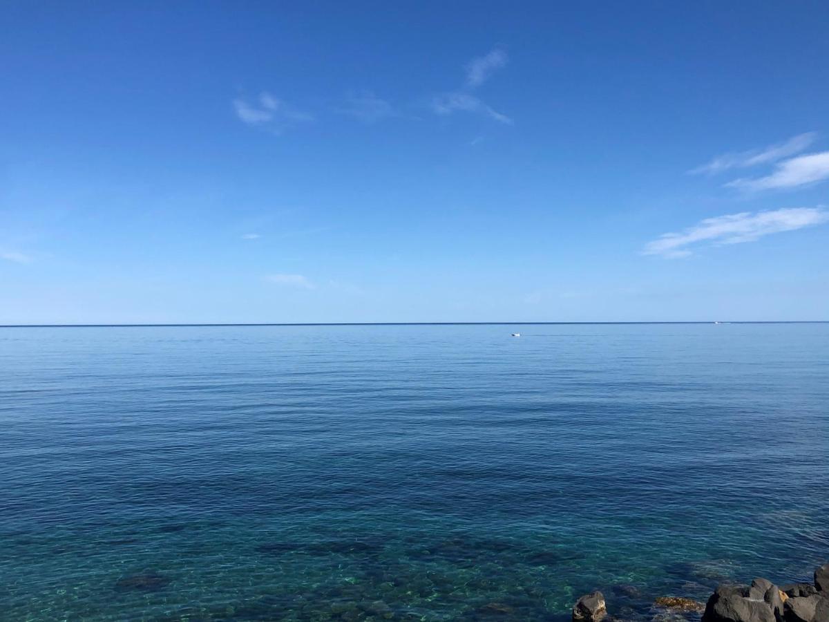 Appartamento Casasolemare Fondachello Fondachello  Eksteriør bilde